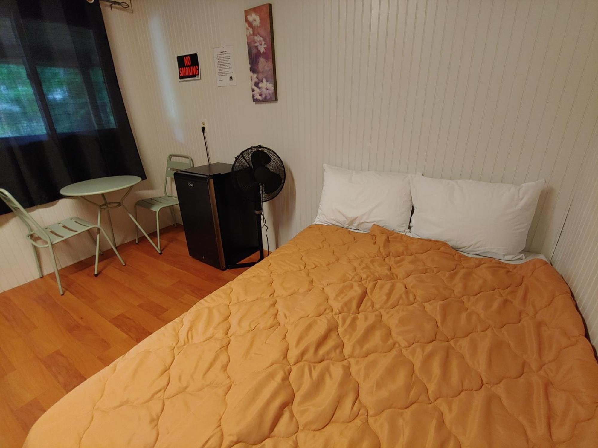 Oakhill Pines Campground บริดจ์วอเตอร์ ภายนอก รูปภาพ