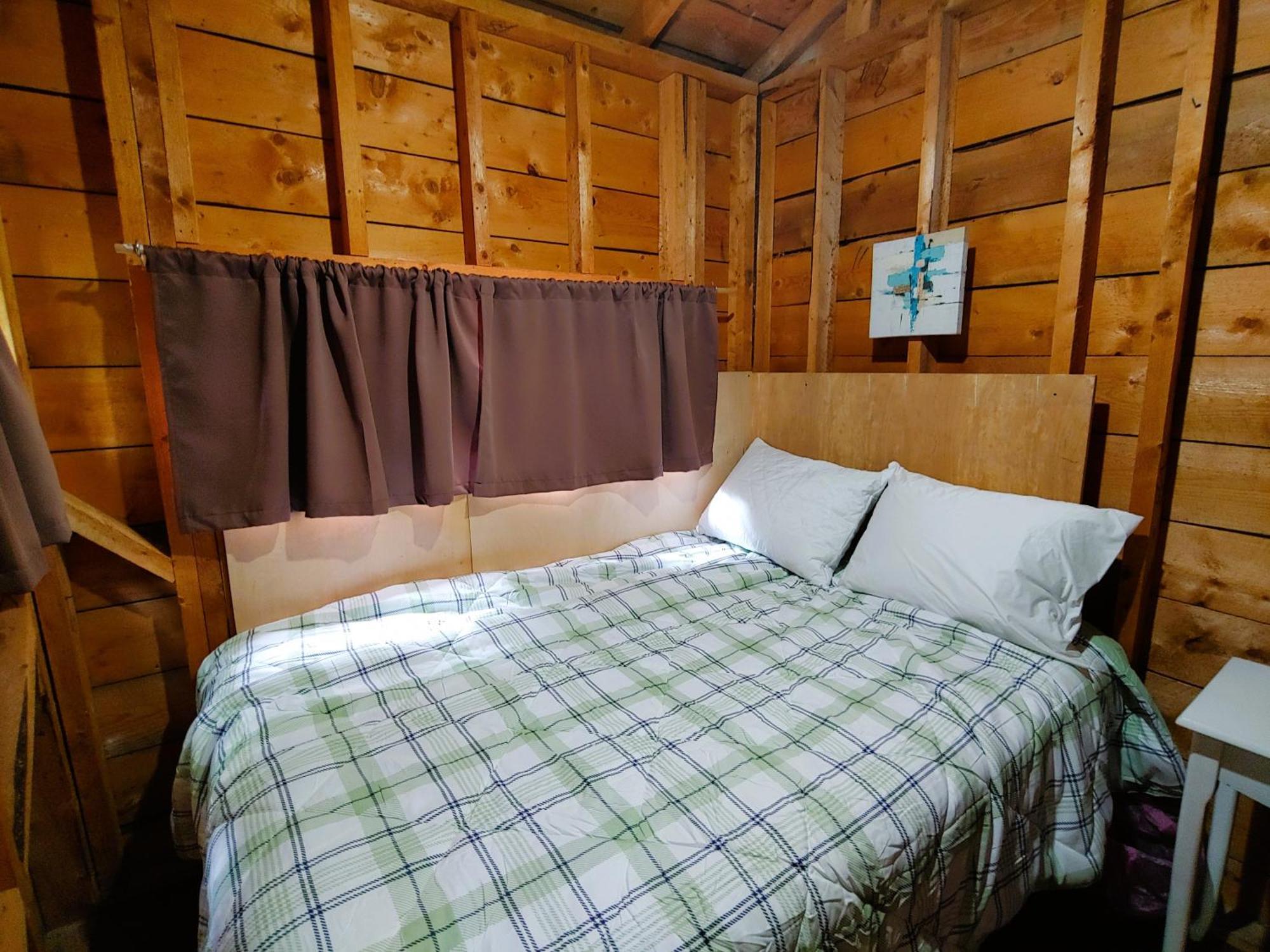 Oakhill Pines Campground บริดจ์วอเตอร์ ภายนอก รูปภาพ