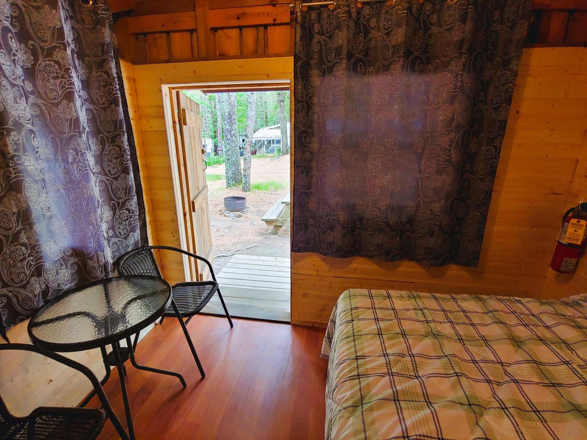 Oakhill Pines Campground บริดจ์วอเตอร์ ภายนอก รูปภาพ