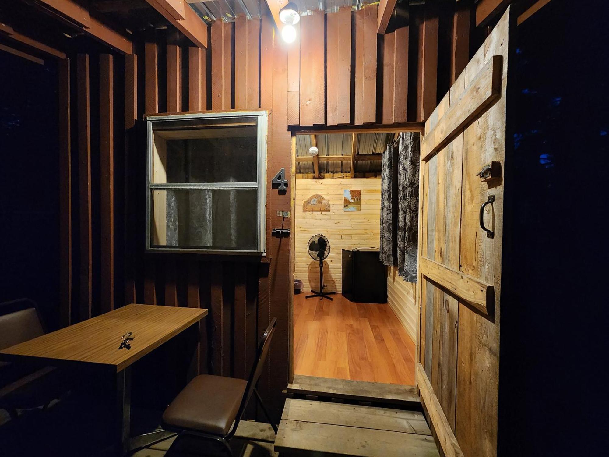 Oakhill Pines Campground บริดจ์วอเตอร์ ภายนอก รูปภาพ